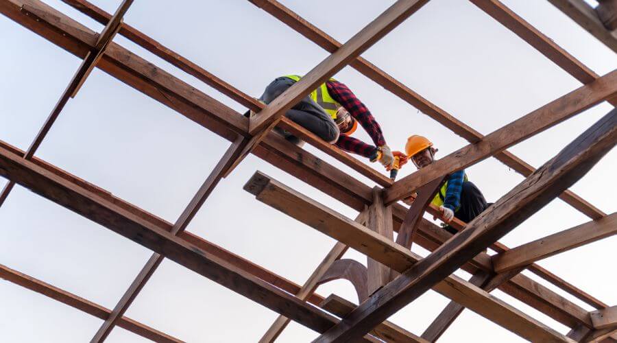 Professional gutter cleaning services in Carrollton, TX